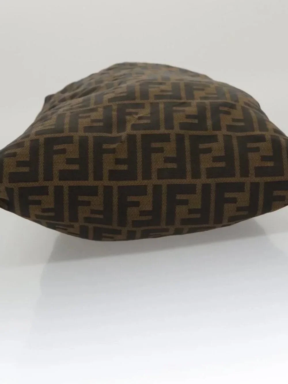 FENDI Zucca Canvas Drawstring Bag Brown Black Auth 101941